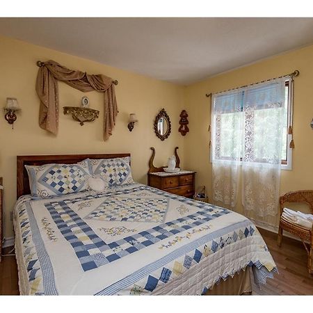 Maple Woods Bed & Breakfast Casselman Exterior foto